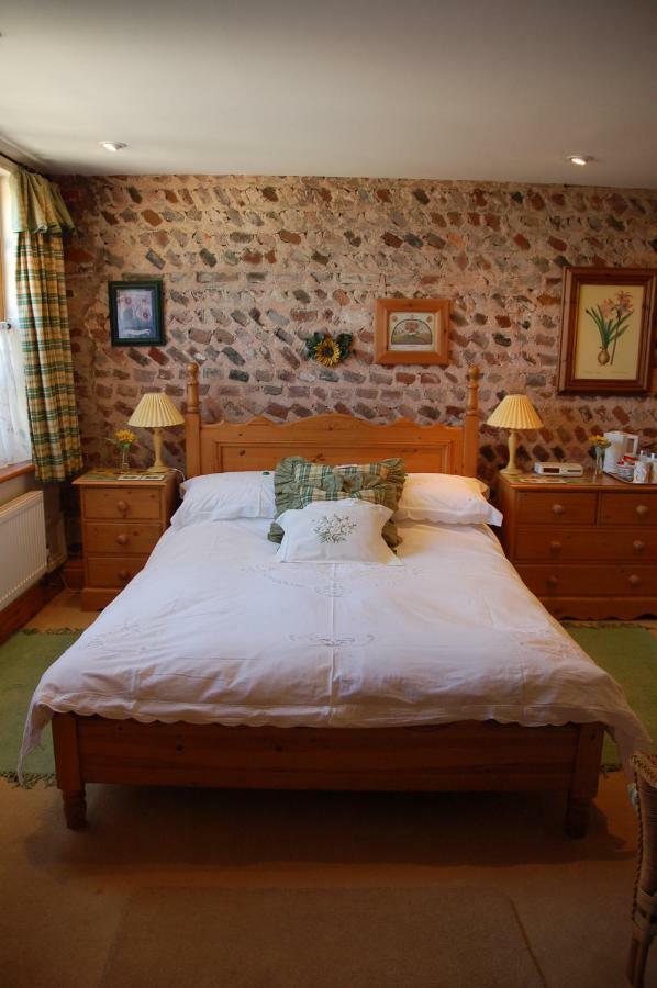 Hurstpierpoint Clayton Wickham Farmhouse מראה חיצוני תמונה
